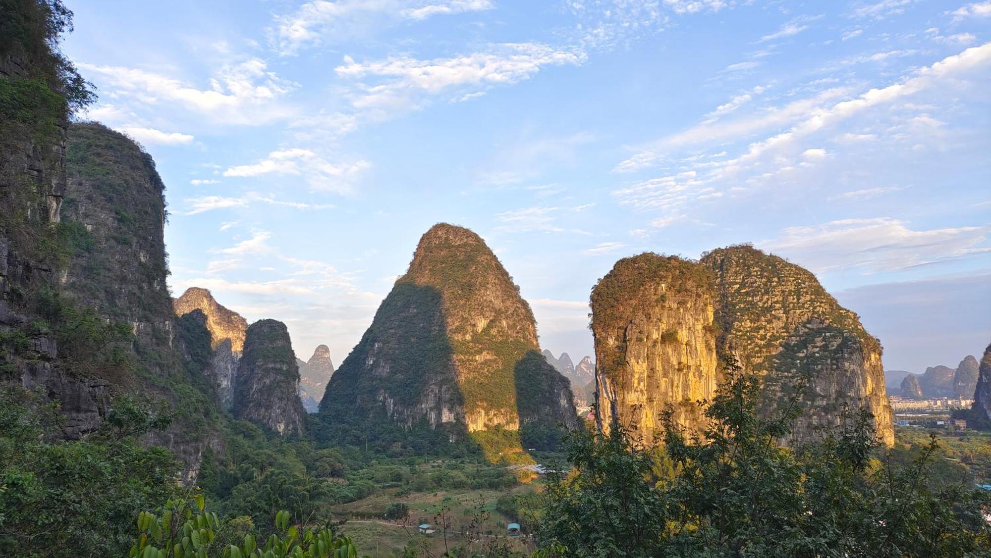 Hotel 老门客栈 Yangshuo Exterior foto